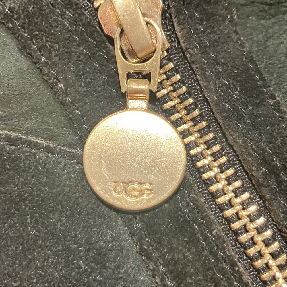 Ugg Bailey Zip Mini Boot Size 6 - image 7